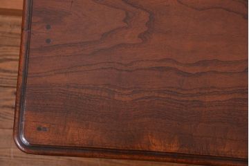 アンティーク家具　アンティーク 古い木の上質な引き出し付きサイドテーブル(机)