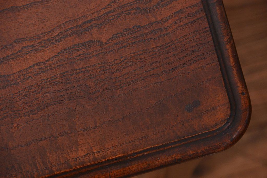 アンティーク家具　アンティーク 古い木の上質な引き出し付きサイドテーブル(机)