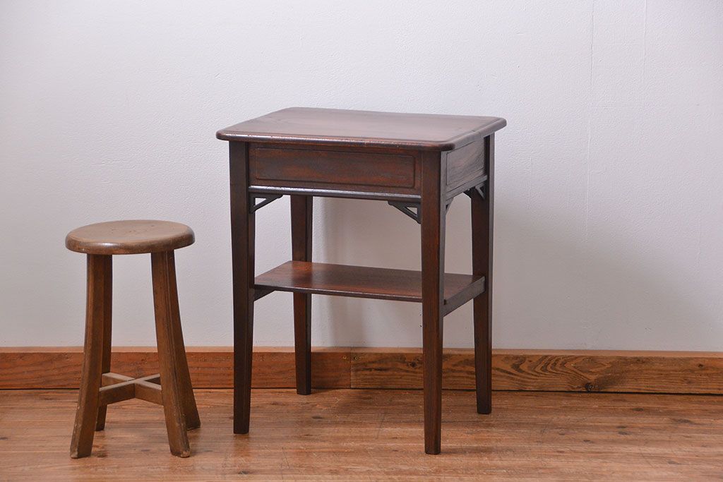 アンティーク家具　アンティーク 古い木の上質な引き出し付きサイドテーブル(机)