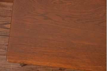 アンティーク雑貨　アンティーク 古いナラ材のレトロなサイドテーブル(センターテーブル)