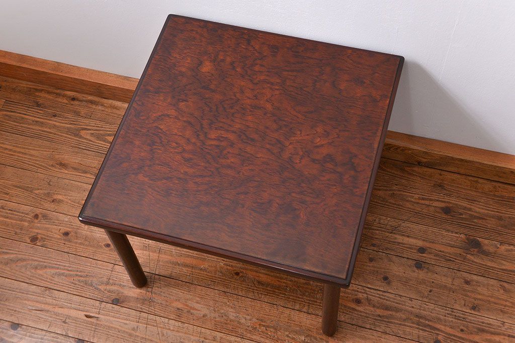 中古　シンプルなマルニ製センターテーブル(机)