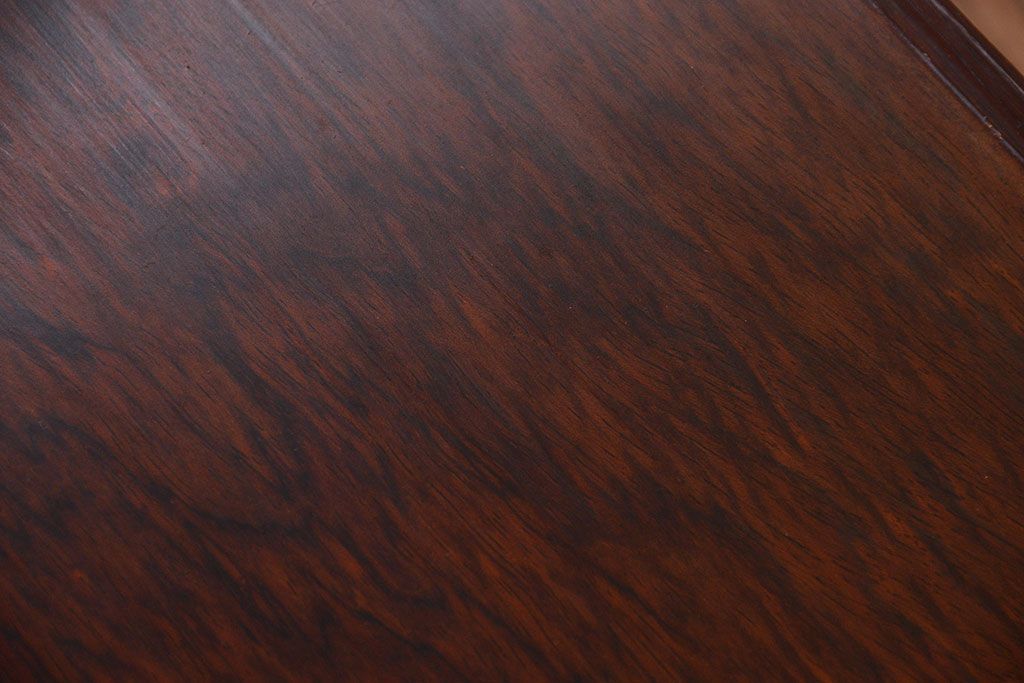 中古　シンプルなマルニ製センターテーブル(机)