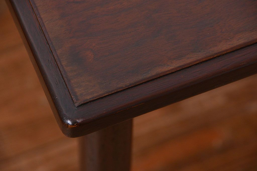 中古　シンプルなマルニ製センターテーブル(机)