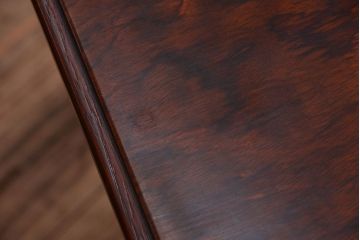 中古　シンプルなマルニ製センターテーブル(机)