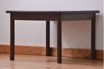 中古　シンプルなマルニ製センターテーブル(机)