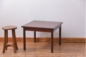 中古　シンプルなマルニ製センターテーブル(机)