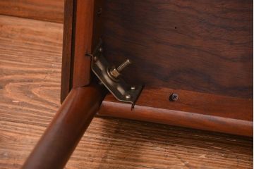 中古　シンプルなマルニ製センターテーブル(机)