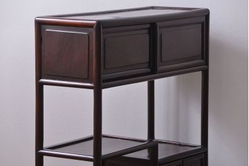 アンティーク家具　古民具・骨董 時代物!紫檀製の上品な飾り棚(茶棚)