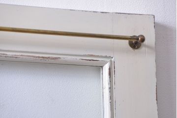 アンティークペイント　 カーテンレール付きのドア (扉)