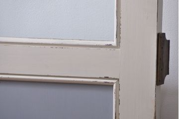 アンティークペイント　 カーテンレール付きのドア (扉)