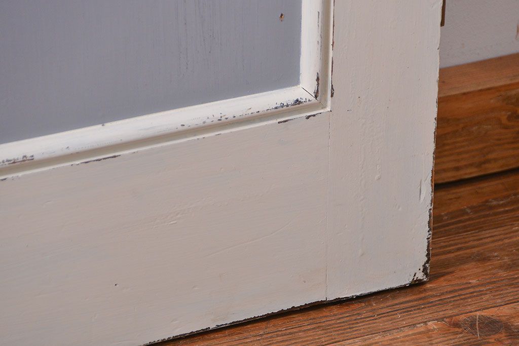 アンティークペイント　 カーテンレール付きのドア (扉)