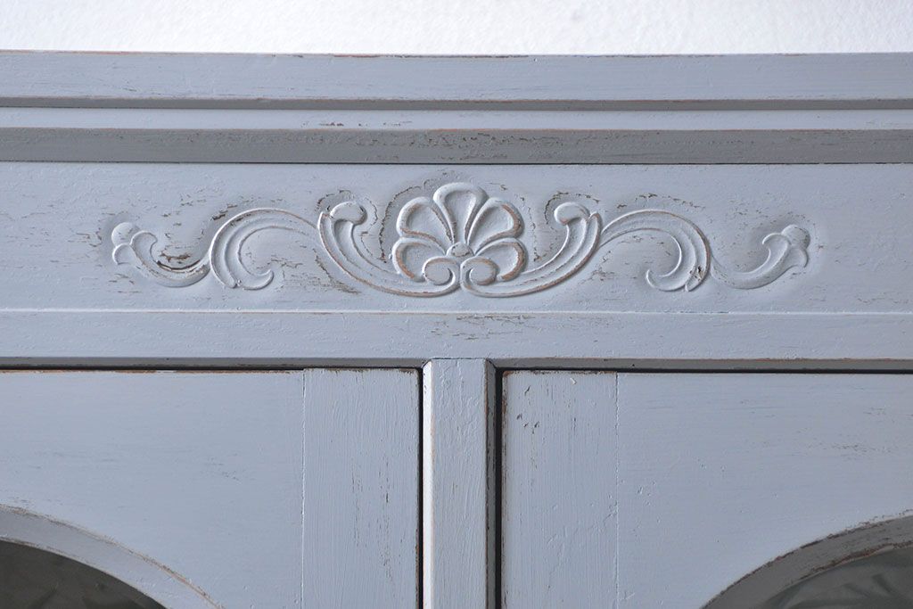 アンティーク家具　アンティークペイント　かわいい二段重ね食器棚(カップボード、収納棚)