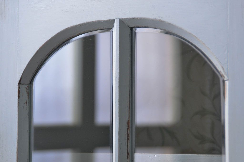 アンティーク家具　アンティークペイント　かわいい二段重ね食器棚(カップボード、収納棚)