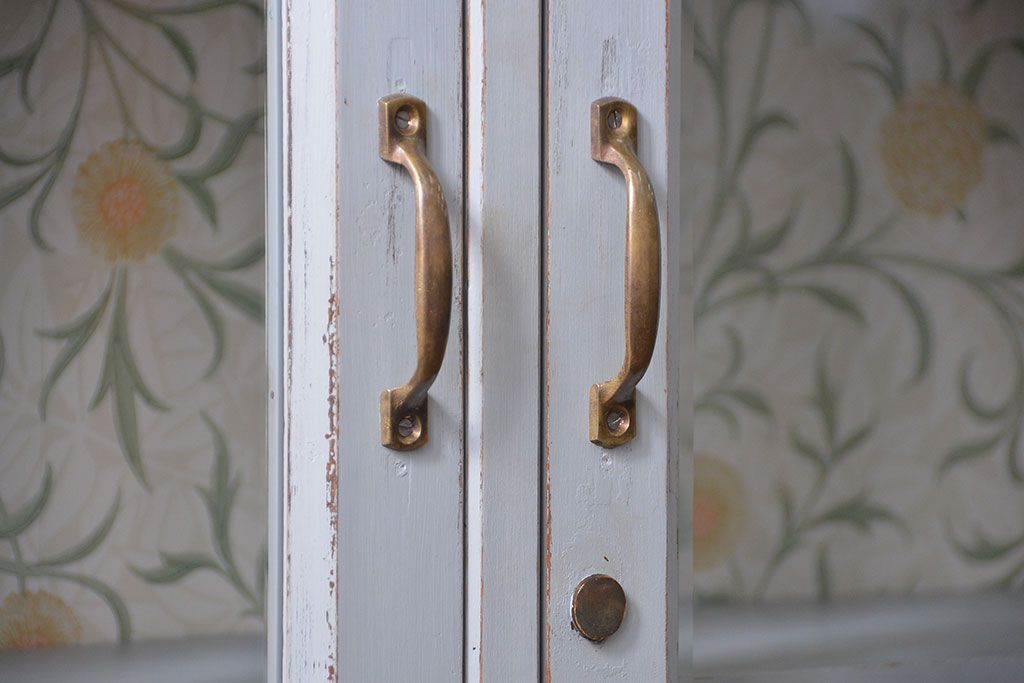 アンティーク家具　アンティークペイント　かわいい二段重ね食器棚(カップボード、収納棚)