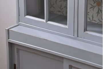 アンティーク家具　アンティークペイント　かわいい二段重ね食器棚(カップボード、収納棚)