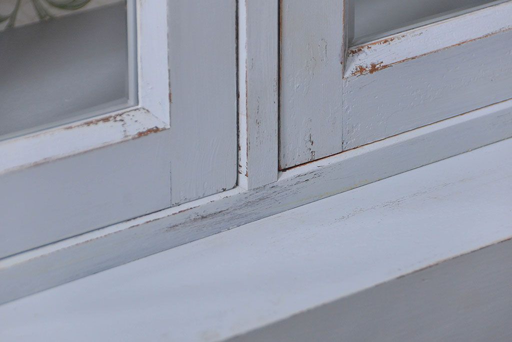 アンティーク家具　アンティークペイント　かわいい二段重ね食器棚(カップボード、収納棚)