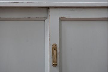 アンティーク家具　アンティークペイント　かわいい二段重ね食器棚(カップボード、収納棚)