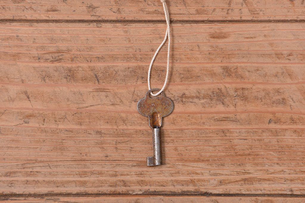 アンティーク家具　アンティークペイント　かわいい二段重ね食器棚(カップボード、収納棚)