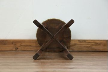 アンティーク家具　アンティーク かわいい丸スツール(椅子、イス)