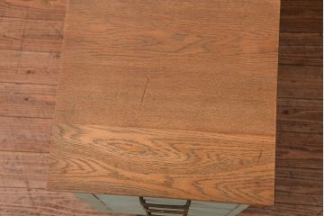 アンティーク家具　アンティークペイント　四杯引き出しサイドテーブル(袖机)