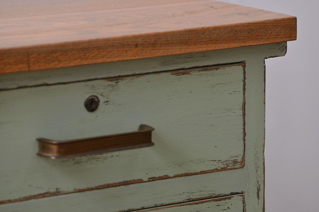 アンティーク家具　アンティークペイント　四杯引き出しサイドテーブル(袖机)