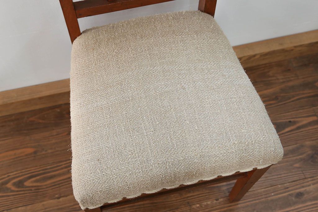 レトロ家具　昭和レトロ アンティークリネン座面のチェア(1)(椅子、イス)