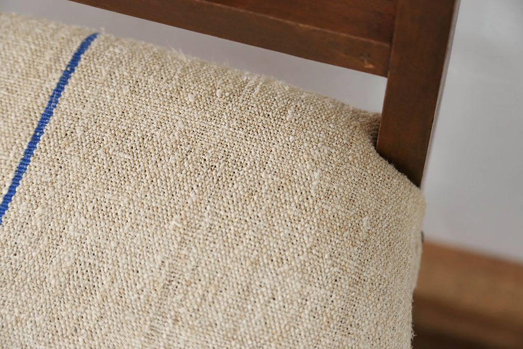 レトロ家具　昭和レトロ アンティークリネン座面のチェア(2)(椅子、イス)