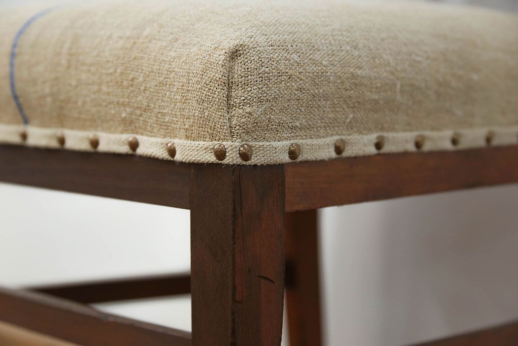 レトロ家具　昭和レトロ アンティークリネン座面のチェア(2)(椅子、イス)