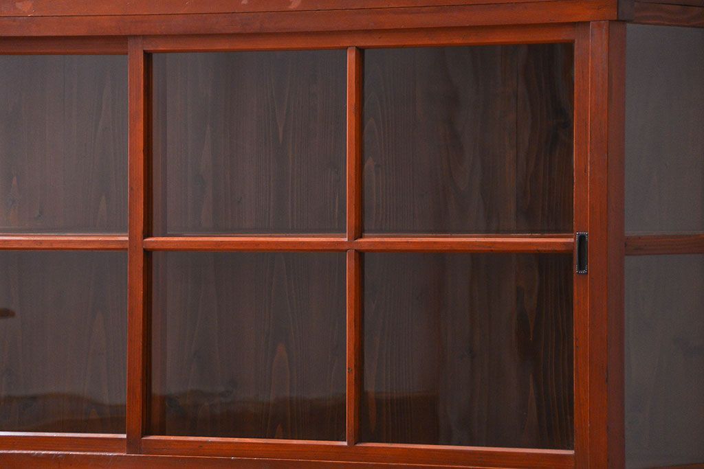 アンティーク家具　アンティーク 三面ガラスの美しい二段重ね収納棚(ガラスケース、ショーケース、飾り棚)