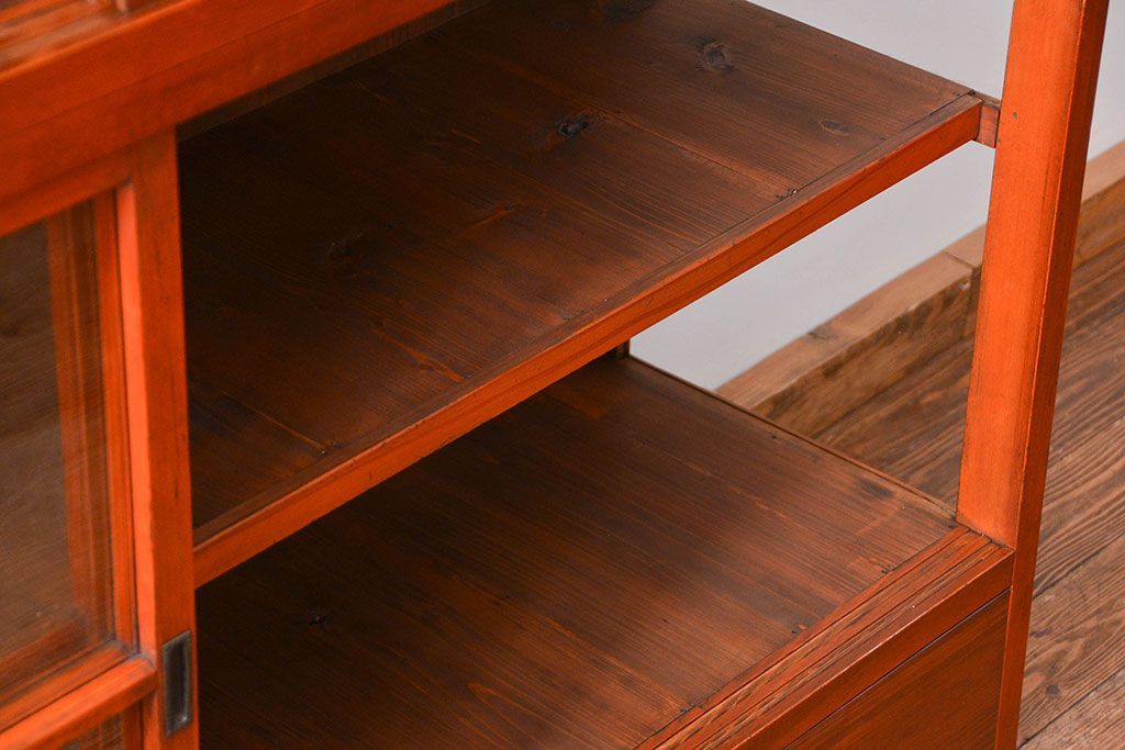 アンティーク家具　アンティーク 三面ガラスの美しい二段重ね収納棚(ガラスケース、ショーケース、飾り棚)