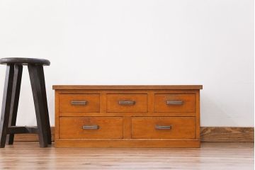 レトロ家具　昭和レトロ 五杯引き出しのアンティークローチェスト(ローボード)