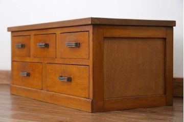 レトロ家具　昭和レトロ 五杯引き出しのアンティークローチェスト(ローボード)