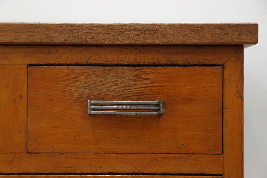 レトロ家具　昭和レトロ 五杯引き出しのアンティークローチェスト(ローボード)