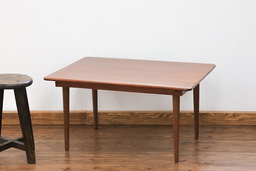 アンティーク家具　アンティーク 古い栓材!キレイなセンターテーブル (机)