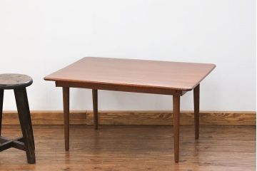 アンティーク家具　アンティーク 古い栓材!キレイなセンターテーブル (机)