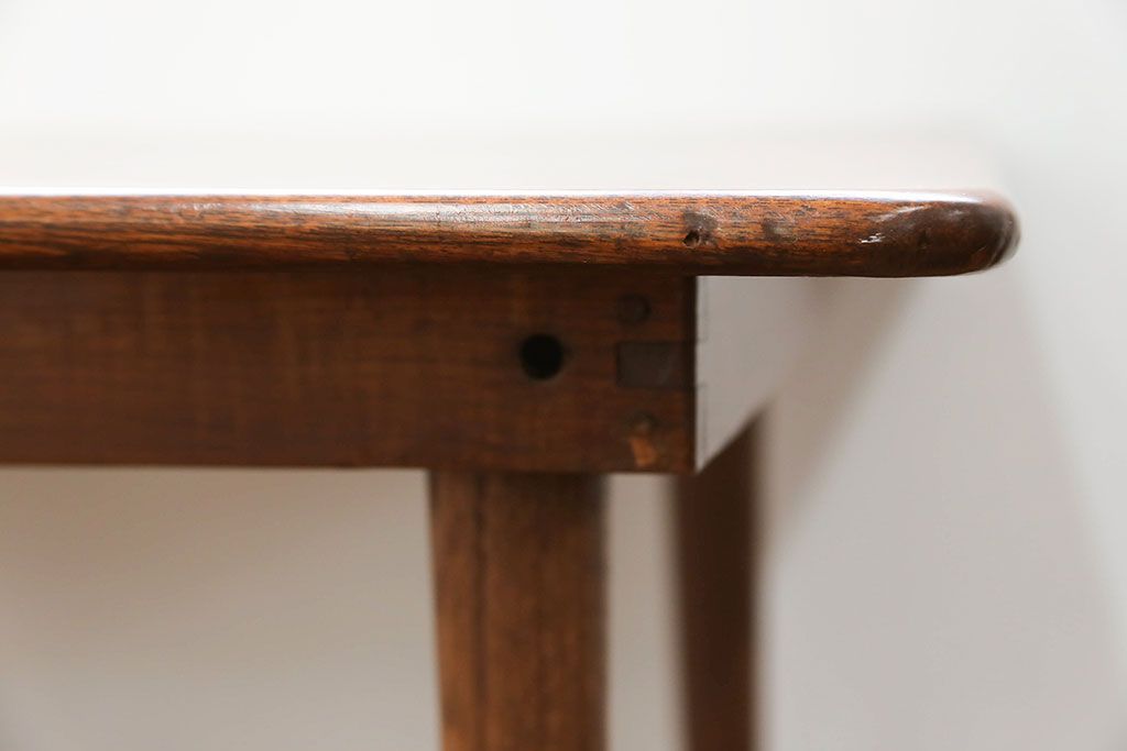 アンティーク家具　アンティーク 古い栓材!キレイなセンターテーブル (机)