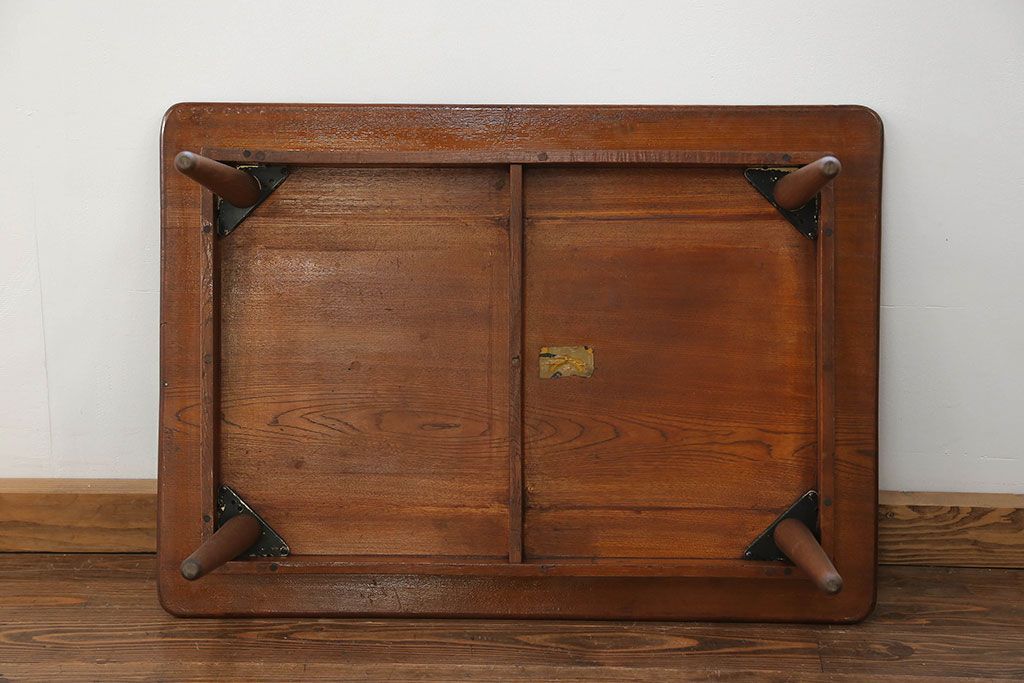 アンティーク家具　アンティーク 古い栓材!キレイなセンターテーブル (机)