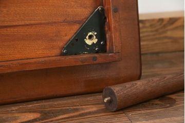 アンティーク家具　アンティーク 古い栓材!キレイなセンターテーブル (机)