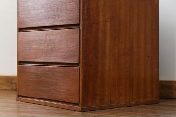 レトロ家具　昭和レトロ シンプルで小さなチェスト(小引き出し)