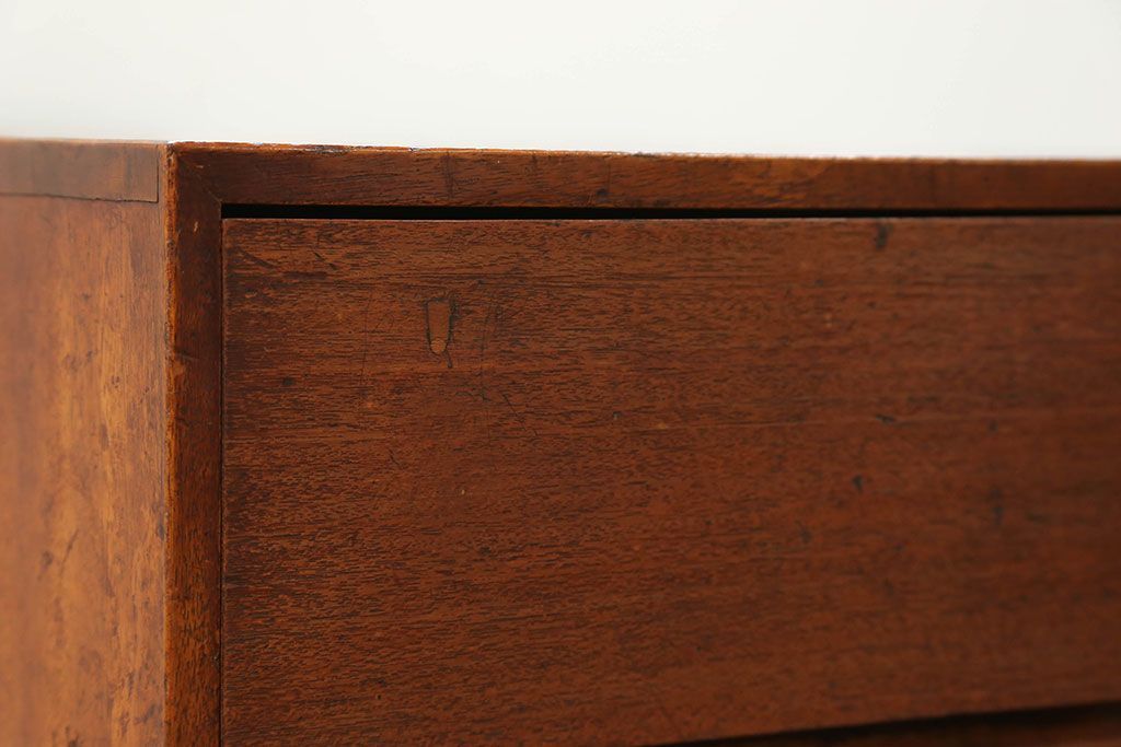 レトロ家具　昭和レトロ シンプルで小さなチェスト(小引き出し)