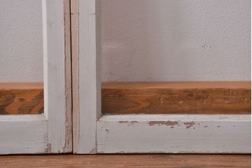 昭和レトロ ペンキのはげたフィックス窓2枚セット (はめ殺し戸、ガラス戸)