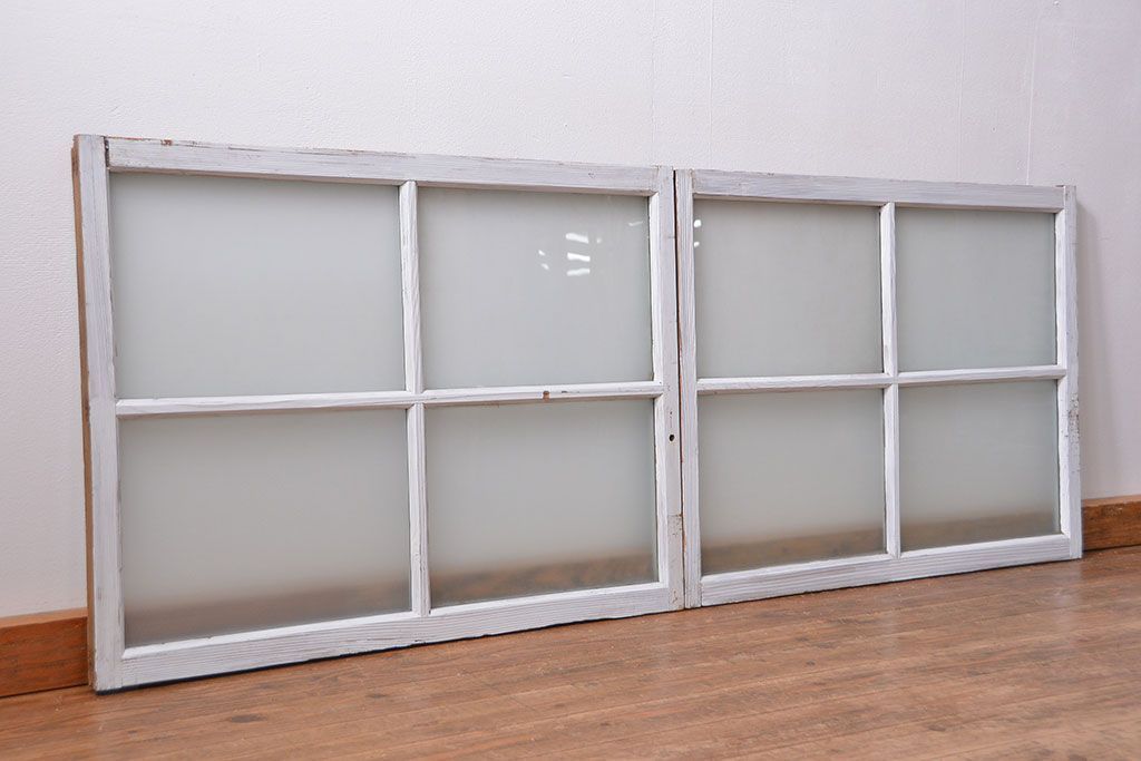 アンティーク ペンキのはげたかわいいガラス窓2枚セット(3) (ガラス戸、引き戸)