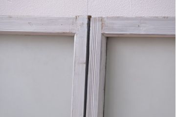 アンティーク ペンキのはげたかわいいガラス窓2枚セット(3) (ガラス戸、引き戸)