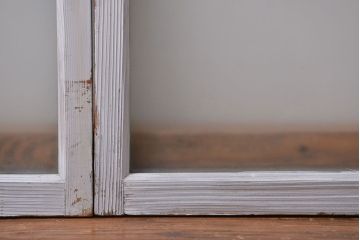 アンティーク ペンキのはげたかわいいガラス窓2枚セット(3) (ガラス戸、引き戸)