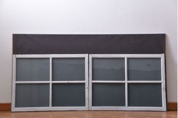 アンティーク ペンキのはげたかわいいガラス窓2枚セット(3) (ガラス戸、引き戸)