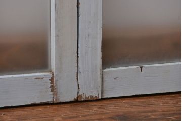 アンティーク ペンキのはげたかわいいガラス窓2枚セット(3) (ガラス戸、引き戸)