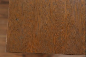 アンティーク家具　アンティーク 珍しいデザインの引き出し付きサイドテーブル(袖引き出し)