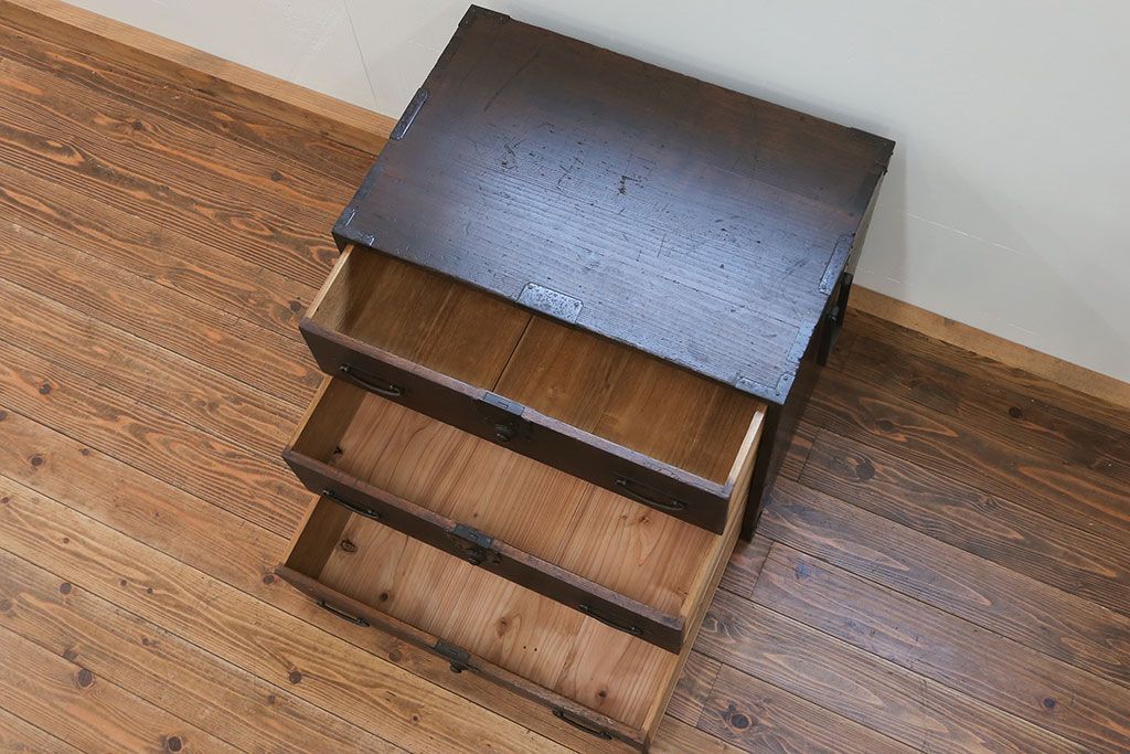 アンティーク家具　古民具・骨董 厚手金具の上質な小箪笥