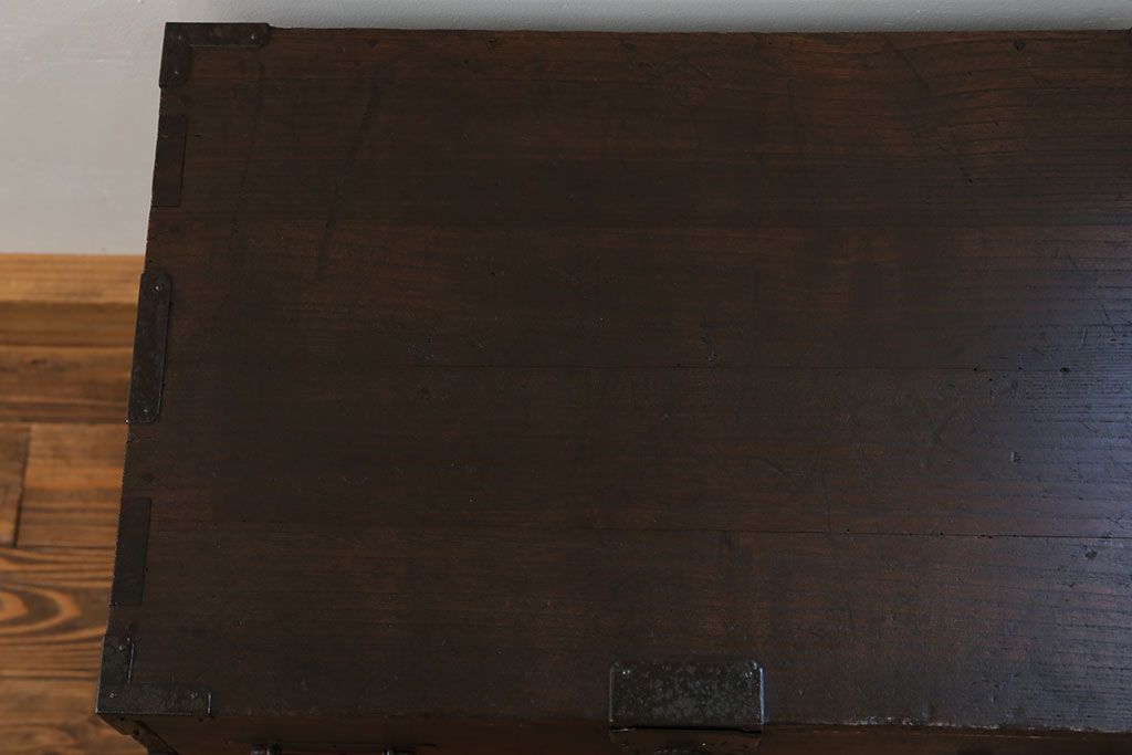 アンティーク家具　古民具・骨董 厚手金具の上質な小箪笥