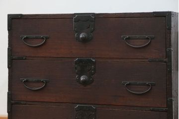 アンティーク家具　古民具・骨董 厚手金具の上質な小箪笥